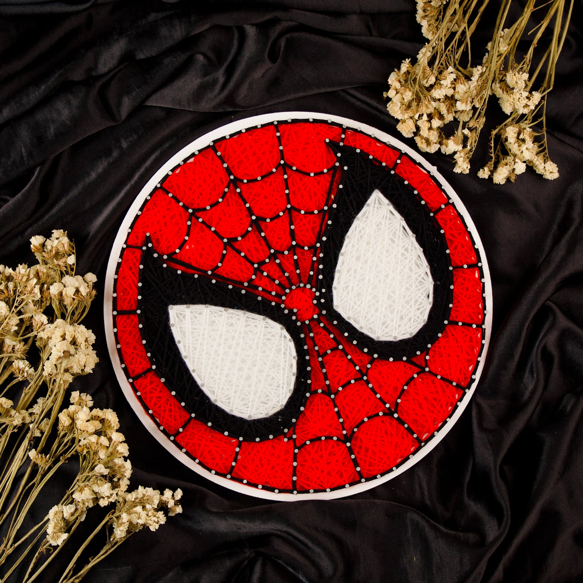 Custom Spider-Man string art design – perfect gift for comic book lovers and kids' rooms.